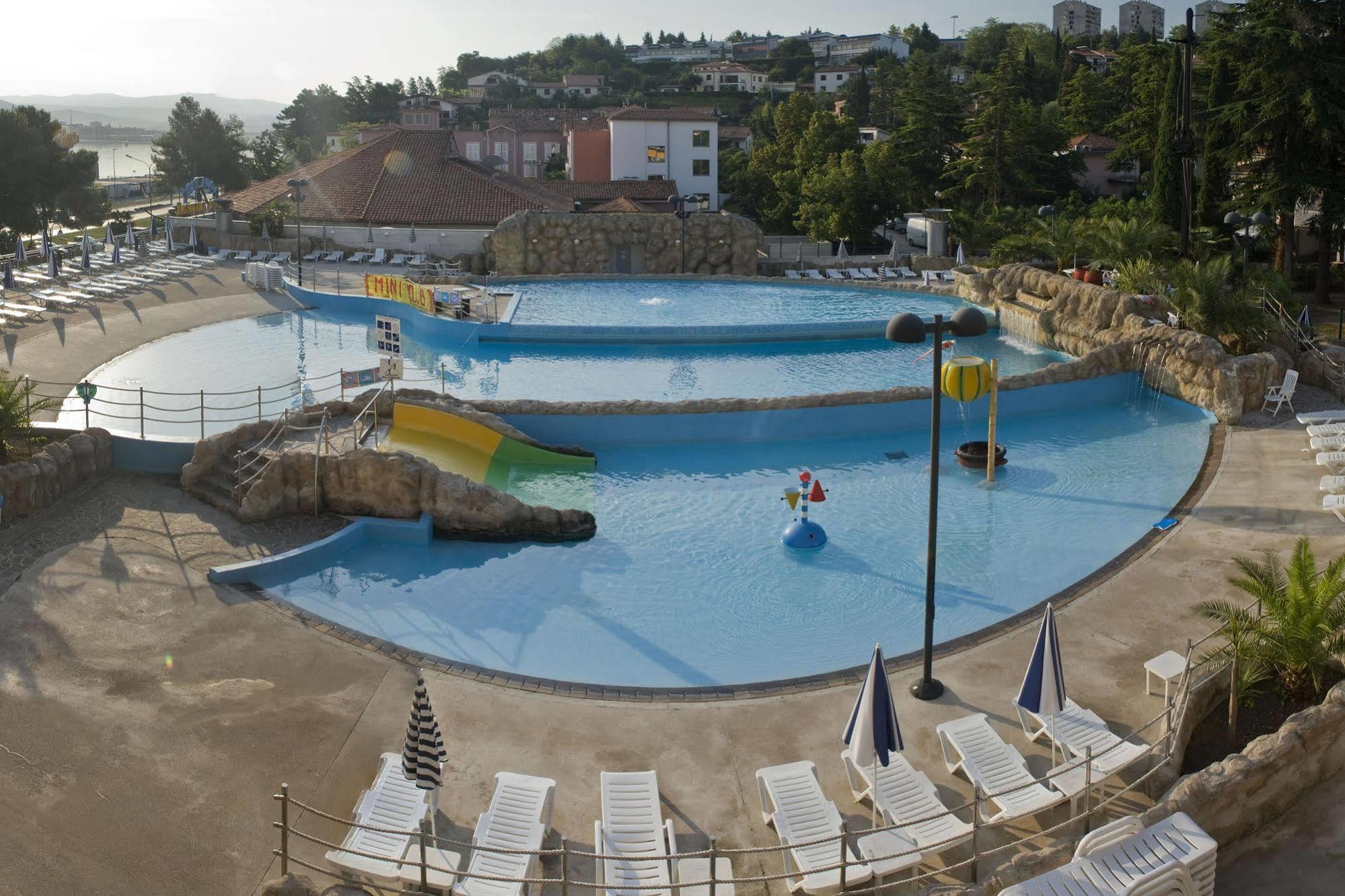 Hotel Aquapark Zusterna Κόπερ Εξωτερικό φωτογραφία